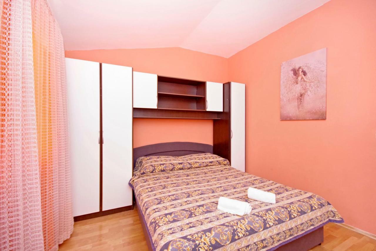 Apartament Marin *